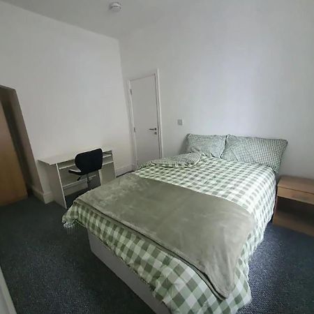Double Bed L1 Burnley City Centre Eksteriør billede